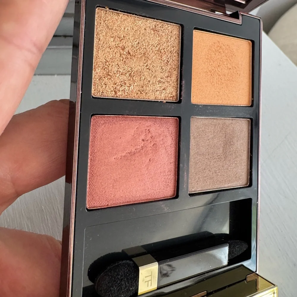 Tom Ford Eyeshadow Quad COLOR 26 LEOPARD SUN